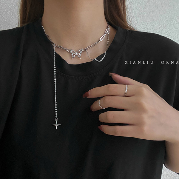 Γυναικείο ασημένιο κολιέ με μενταγιόν και πέτρες