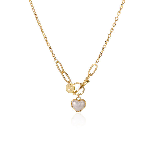 Νέο μοντέλο αλυσίδα σε χρυσό χρώμα με μενταγιόν