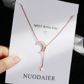 Ženska ogrlica zlatne boje sa privjeskom u obliku zvijezde