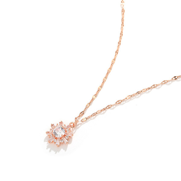 Γυναικεία αλυσίδα με μενταγιόν και πέτρες