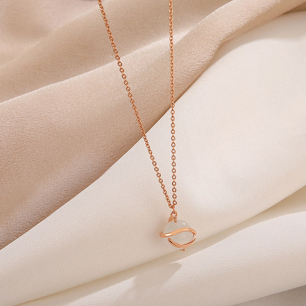 Νέο μοντέλο γυναικεία λεπτή αλυσίδα με πέτρινο μενταγιόν