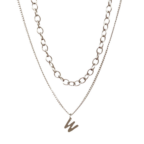 Ženska dvoredna ogrlica srebrne boje