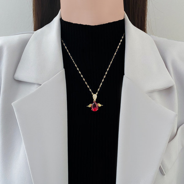 Γυναικείο κολιέ με διακοσμητική πέτρα