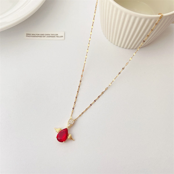 Γυναικείο κολιέ με διακοσμητική πέτρα