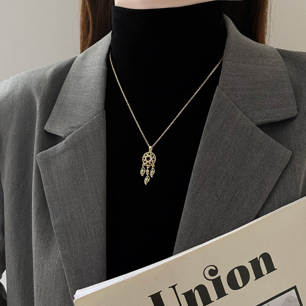 Γυναικείο χρυσό κολιέ με πέτρες διακόσμηση