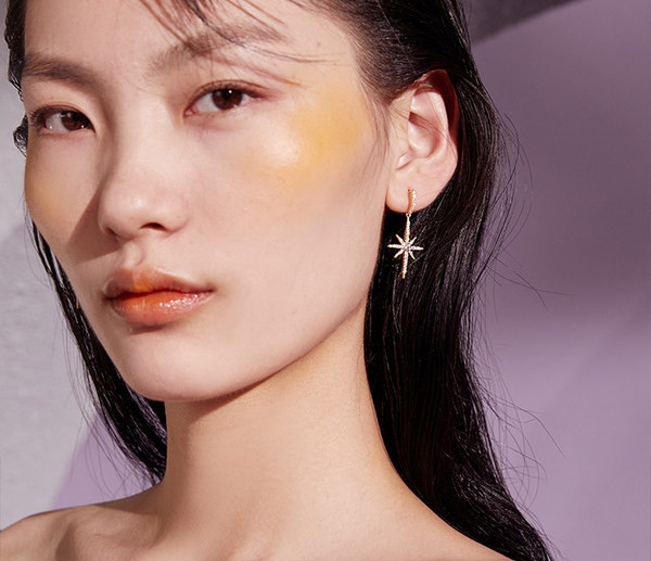 Модерни дамски дълги обеци с висулка звезда