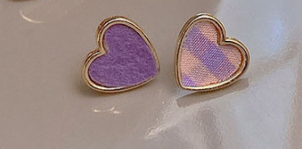Καθημερινά γυναικεία σκουλαρίκια σε σχήμα καρδιάς
