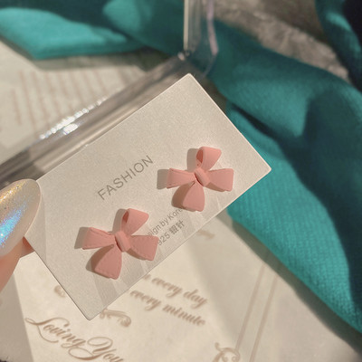 Χρωματιστά γυναικεία σκουλαρίκια σε σχήμα κορδέλας