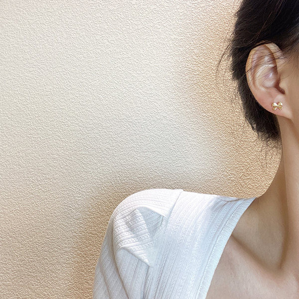 Дамски обеци подходящи за ежедневнието