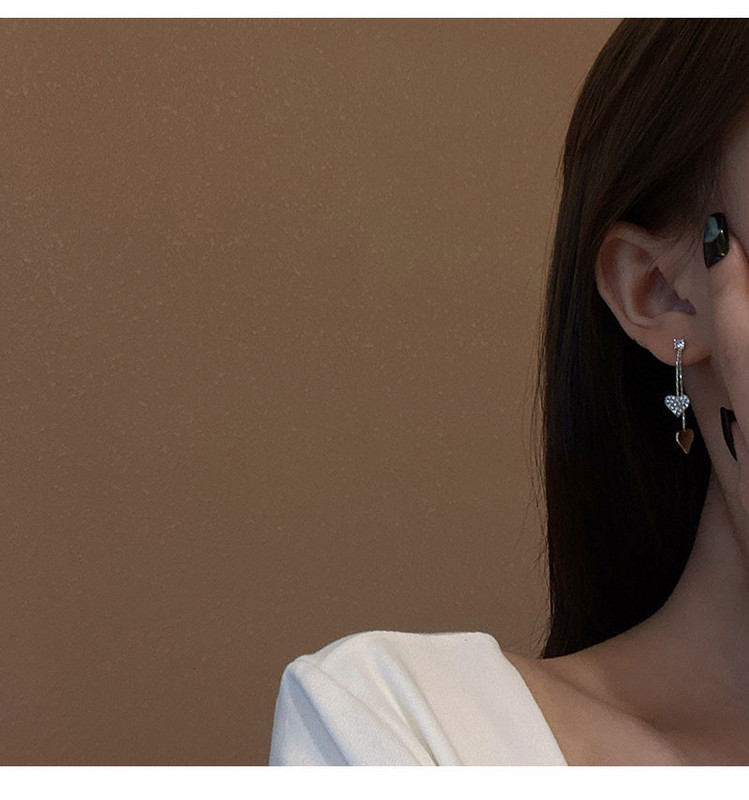 Ženske naušnice sa privjeskom u obliku srca i ukrasnim kamenčićima