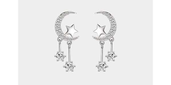 Γυναικεία κρεμαστά σκουλαρίκια σε ασημί χρώμα και πέτρες