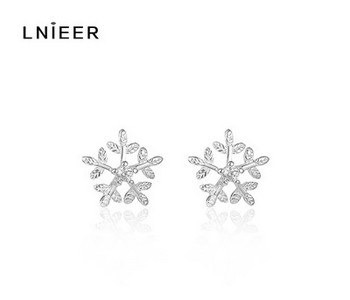 Σκουλαρίκια σε σχήμα νιφάδας χιονιού