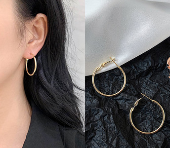 Ежедневен модел дамски обеци в три цвята