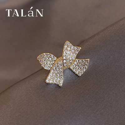 Καρφίτσα σε σχήμα κορδέλας με πέτρες