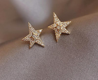 Ležerne ženske naušnice u obliku zvijezde