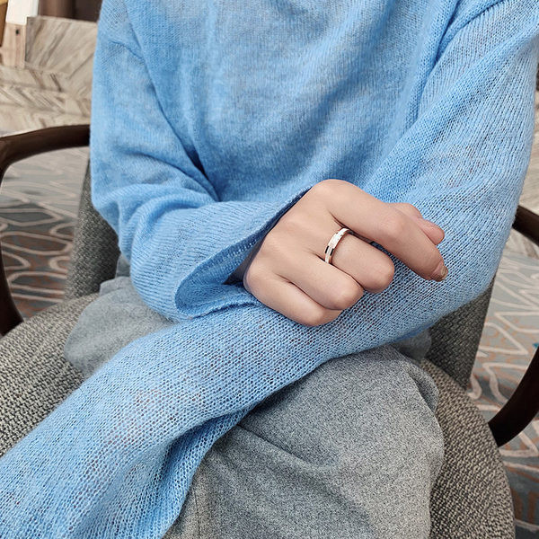 Γυναικείο μοντέρνο δαχτυλίδι με πέτρες