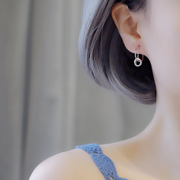 Ženske naušnice prstenje sa ukrasnim kamenčićima