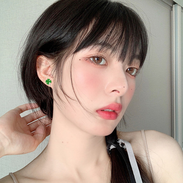 Novi model ženskih naušnica u obliku djeteline - zelene boje