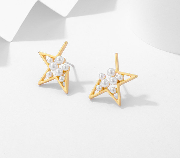 Γυναικεία σκουλαρίκια αστέρι με μαργαριτάρι διακόσμηση