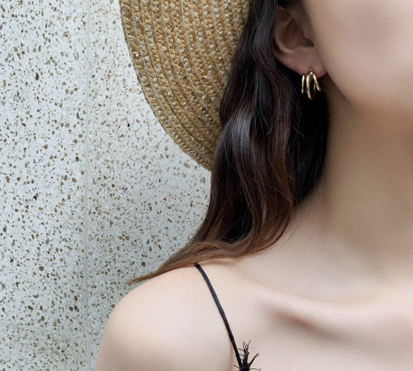 Cercei rotunzi dama - culoare aurie