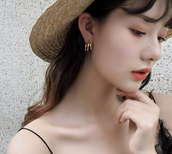 Cercei rotunzi dama - culoare aurie