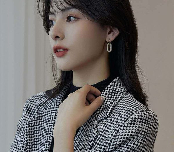 Viseće ženske naušnice - dva modela