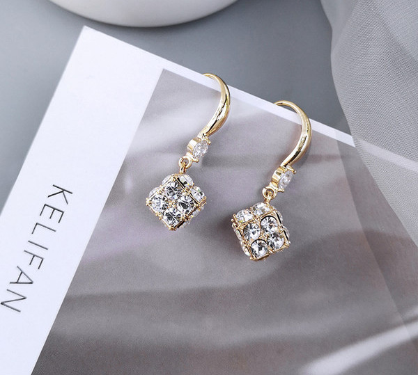 Дамски ежедневни висящи обеци с камъни 