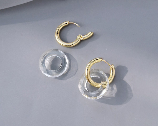 Нов модел дамски обеци тип халка със свалящ се елемент