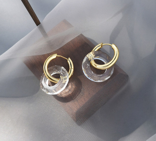 Нов модел дамски обеци тип халка със свалящ се елемент