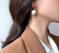 Cercei inel de dama cu perla