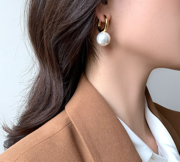 Cercei inel de dama cu perla