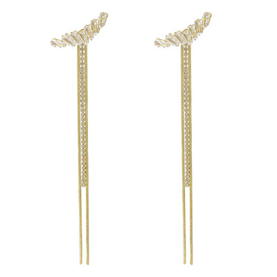 Стилни дамски дълги обици с пискюли и камъни