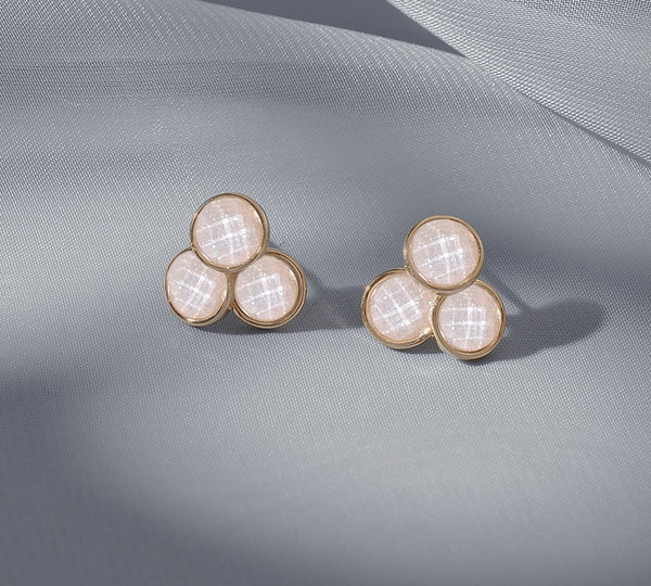 Нов модел дамски обеци с бял камък - златист и сребрист цвят