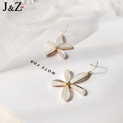 Висящи дамски обици с цветя и камъни