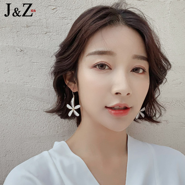 Висящи дамски обици с цветя и камъни