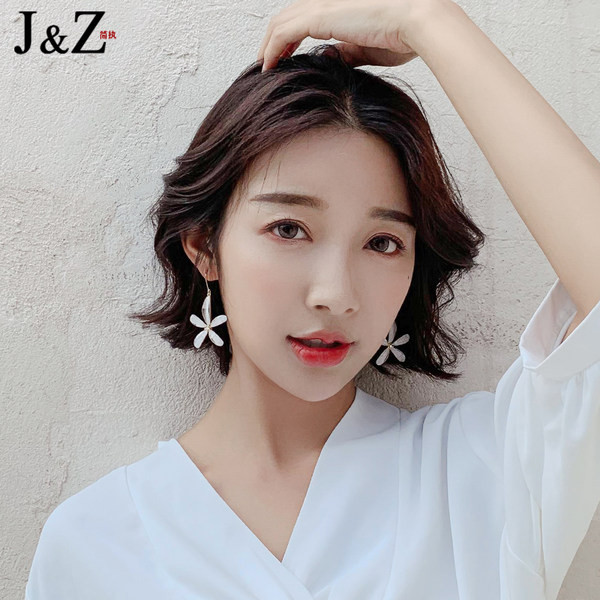 Висящи дамски обици с цветя и камъни