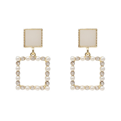 Модерни дамски квадратни обеци с камъни