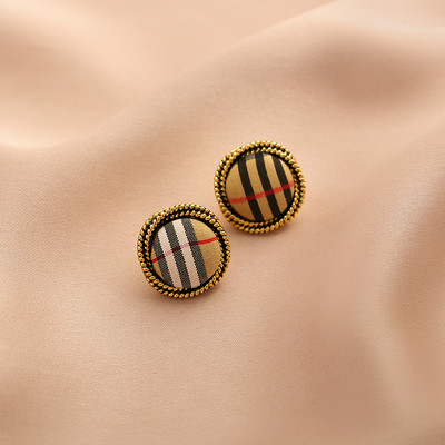 Дамски ретро обеци в златист цвят