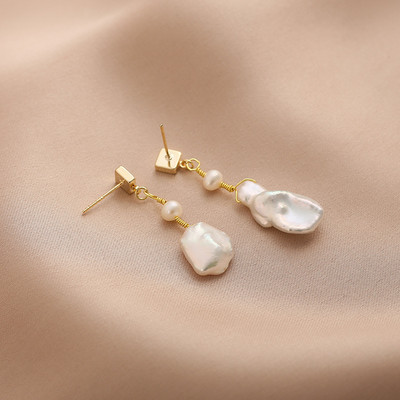 Γυναικεία κρεμαστά σκουλαρίκια με πέτρινη διακόσμηση