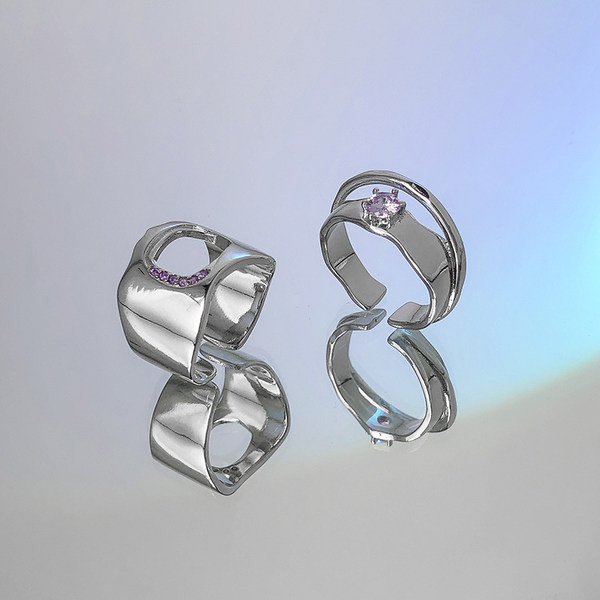 Γυναικείο δαχτυλίδι σε ασημί χρώμα - δύο μοντέλα