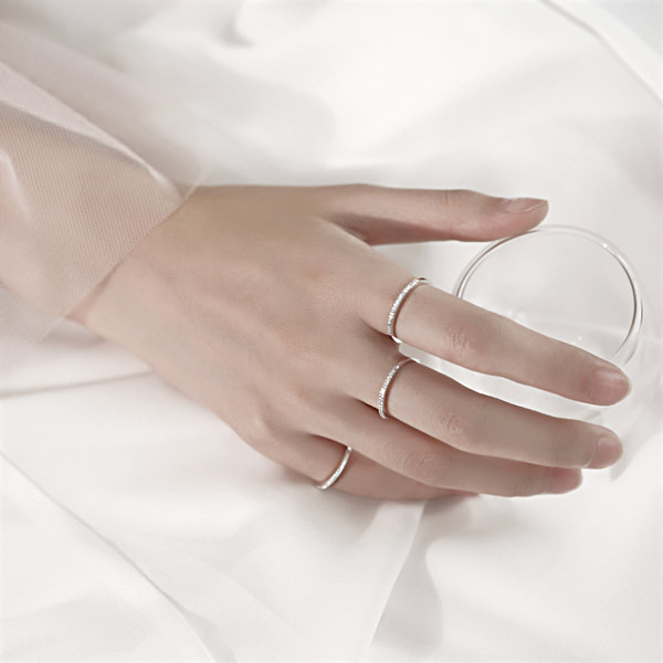 Γυναικείο δαχτυλίδι σε ασημί χρώμα - δύο μοντέλα