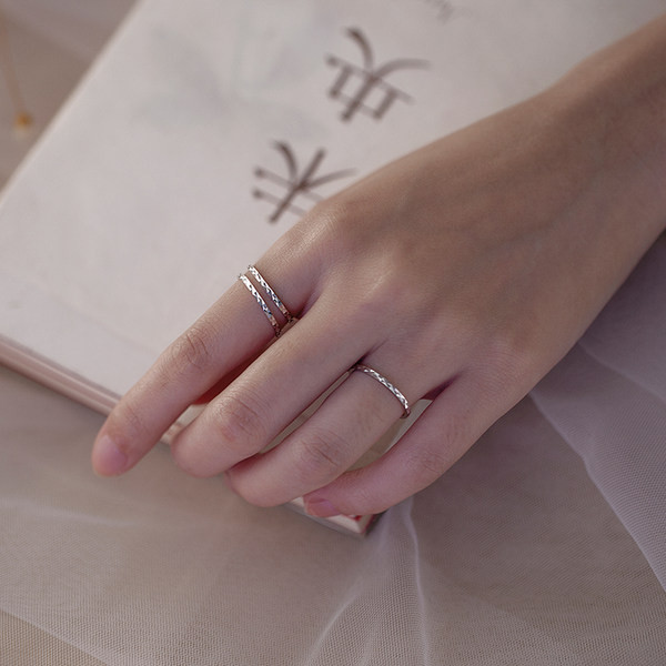 Νέο μοντέλο γυναικείο ατσάλινο δαχτυλίδι δύο τεμαχίων