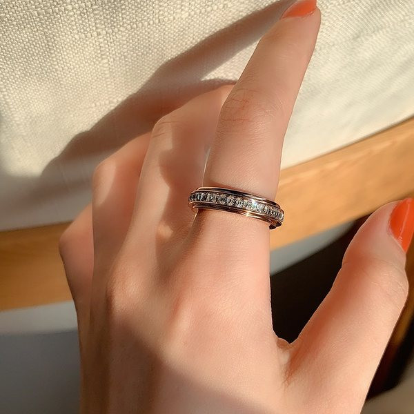 Inel tip inel de dama cu pietre