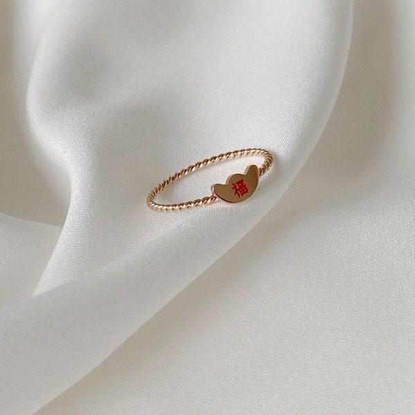 Inel de dama model nou de culoare aurie din otel