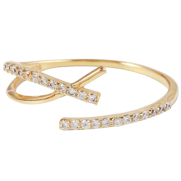 Ženski prsten s kamenčićima