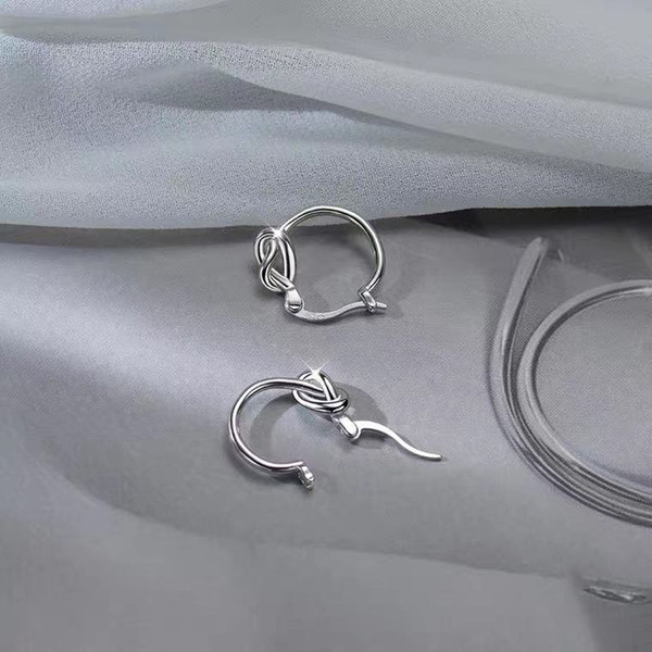 Дамски ежедневни обици изчистен модел в сребрист цвят