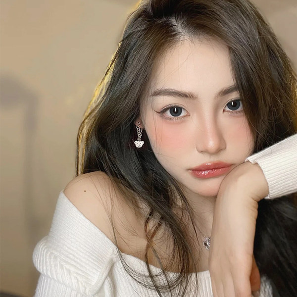 Дамски обеци с верижка с аксесоар мече