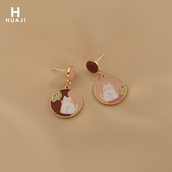 Cercei lungi de dama cu pandantiv rotund