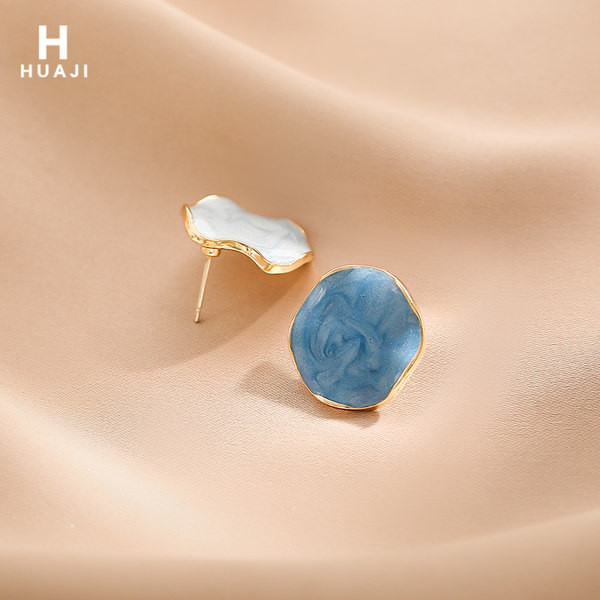 Дамски кръгли обеци в  два цвята