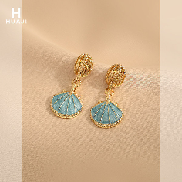 Zlatne ženske naušnice - viseće